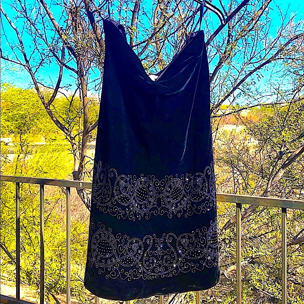 WHBM Black Velvet Sparkle Rhinestone Embellished Skirt
